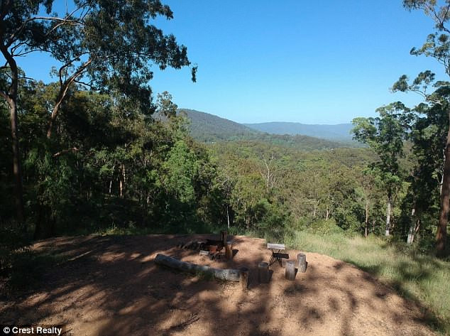 Ông Doolin đã bán lại nó với giá bằng giá ông mua vào 1,35 triệu USD.