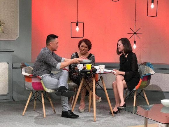 Giải thích về việc sút cân, ca sĩ Siu Black cho hay, vì thời gian này chị có nhiều bệnh trong người nên mặc dù đã ăn rất nhiều nhưng cơ thể vẫn tự xuống cân. Tuy nhiên, "Họa mi núi rừng" khẳng định sức khỏe của chị hiện đã ổn định hơn.