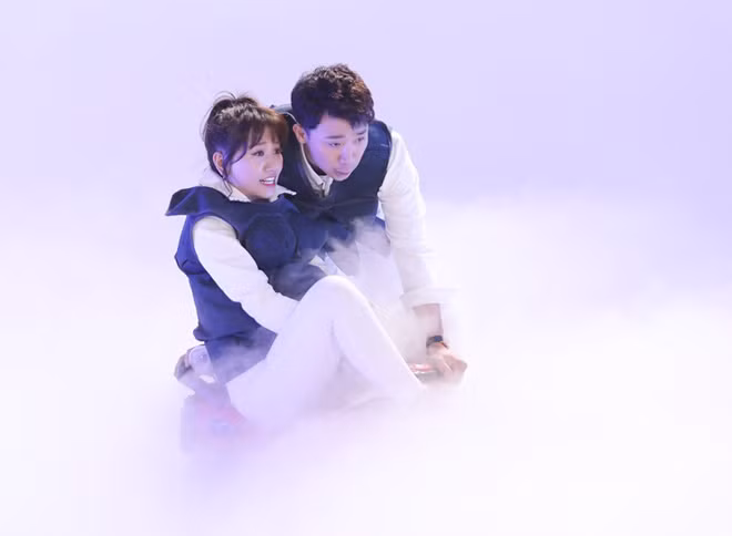 Hari Won tâm sự, cô chưa vội sinh con một phần vì tính ham chơi của Trấn Thành, một phần vì lo lắng căn bệnh ung thư cổ tử cung lại tái phát.