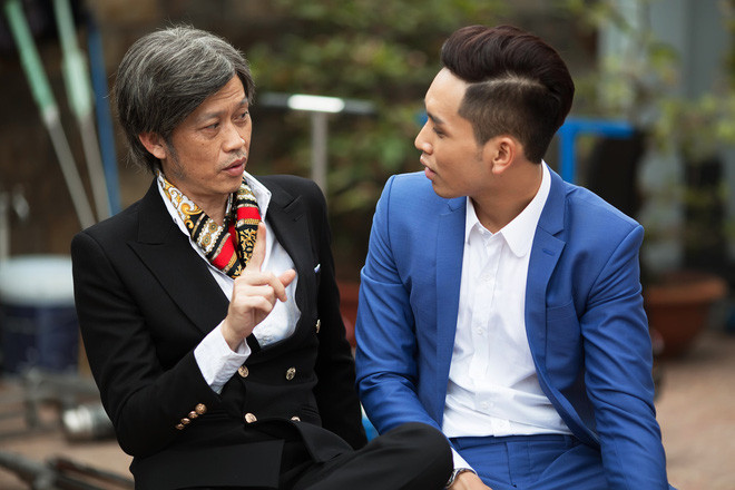 Hoài Linh dù rất giàu có nhưng vẫn giữ cho mình lối sống giản dị, chân quê.