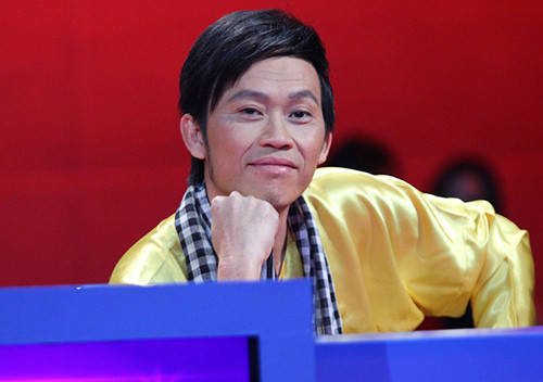 Hoài Linh bất ngờ chia sẻ gây "sốc" trên trang cá nhân về chuyện anh mới mua 4 chiếc xe mới.