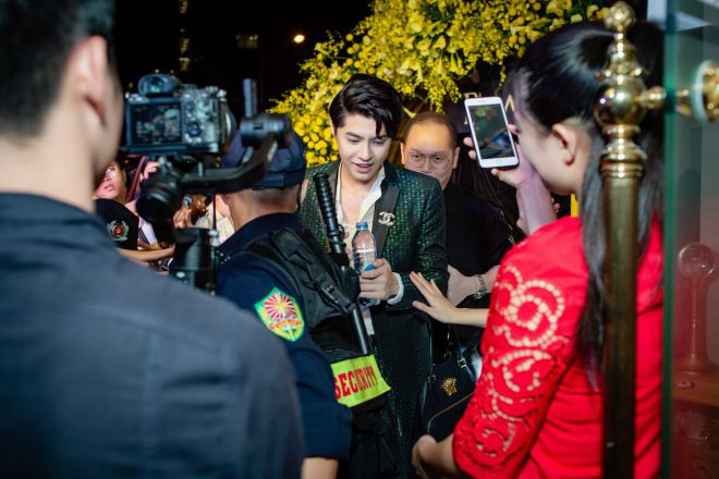 Sắp tới, Noo Phước Thịnh và trò cưng Ngọc Ánh – quán quân Giọng hát Việt 2018 sẽ có sự kết hợp đặc biệt trong một dự án âm nhạc.