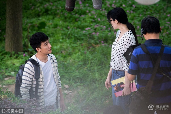 Vào ngày 30/4 vừa qua, một số hình ảnh trên phim trường của bộ phim “Tha sát” có sự tham gia của Phạm Băng Băng đã được chia sẻ.