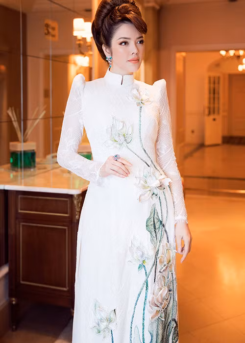 Trở lại với điện ảnh, Lý Nhã Kỳ khẳng định dù bộ phim Angel Face tham gia LHP Cannes có đoạt giải hay không, đây cũng là vinh dự lớn cho bản thân cô trong vai trò đồng đầu tư và sản xuất phim.