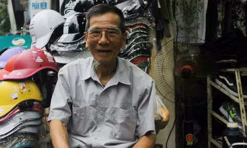 Con dau NS Tran Hanh: “Ong song cung, chuyen com nuoc co chung toi lo”