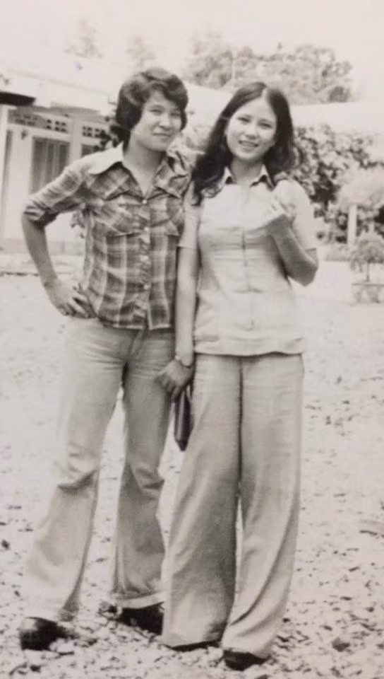 Minh Vượng khi mới ra trường về công tác tại Nhà hát Kịch Hà Nội năm 1978.