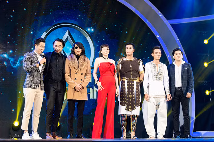 “Ảo thuật siêu phàm” gồm 12 số phát sóng với sự tham gia tranh tài của 18 ảo thuật gia tài năng hàng đầu Việt Nam. Đây cũng là chương trình Lý Nhã Kỳ tham gia khi vướng tin đồn bị bắt. Ảnh: NVCC