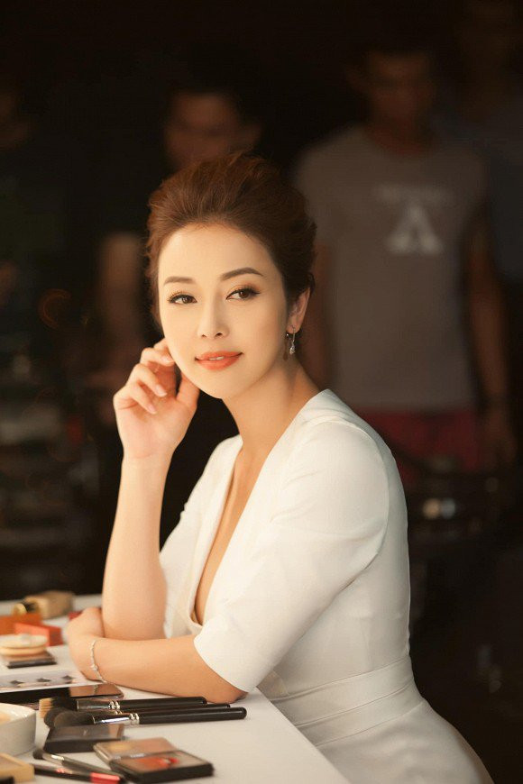 Jennifer Pham dang anh voc dang dang nguong mo sau sinh