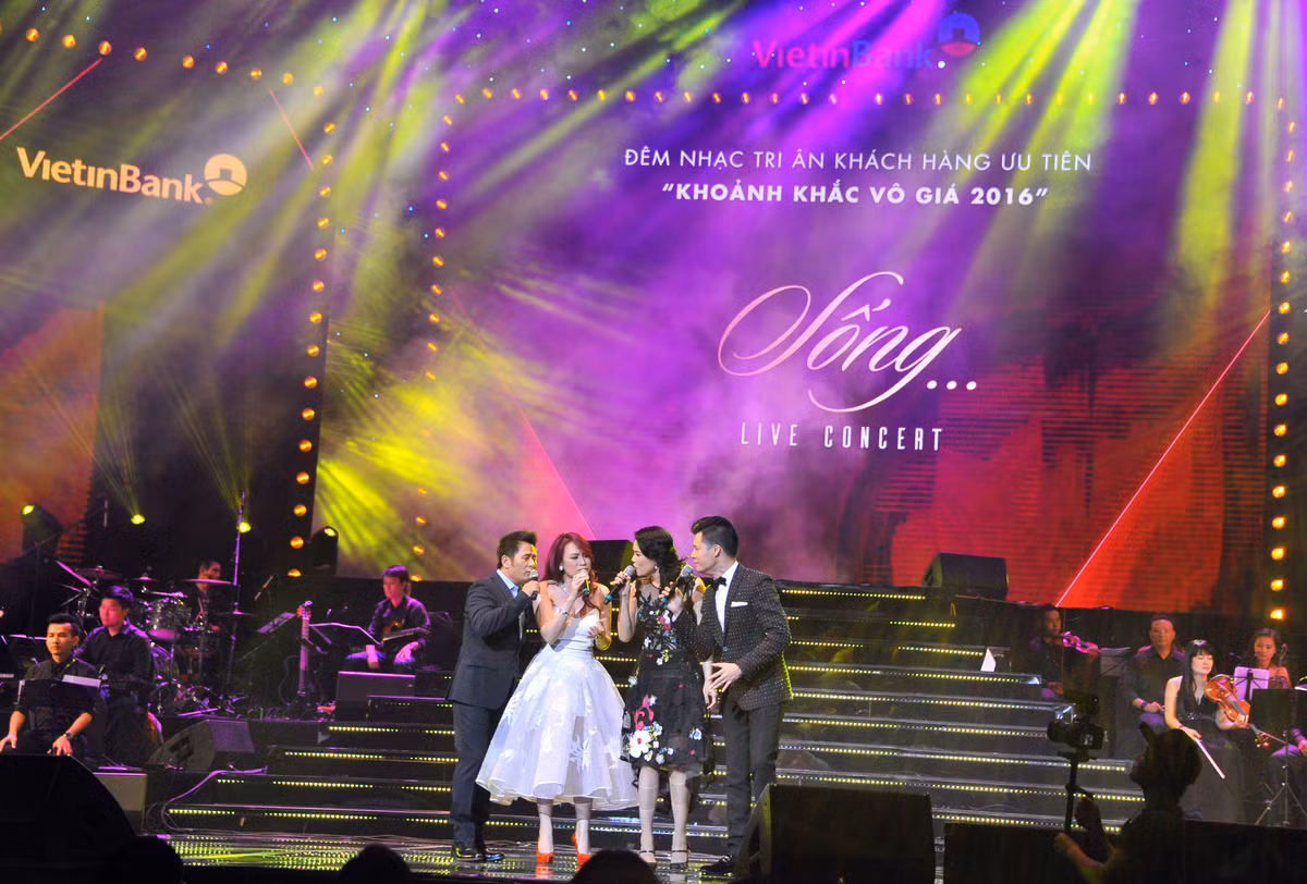 Hội tụ dàn sao đình đám, “Khoảnh khắc vô giá 2016” của VietinBank “chạm đến trái tim” của thượng khách.