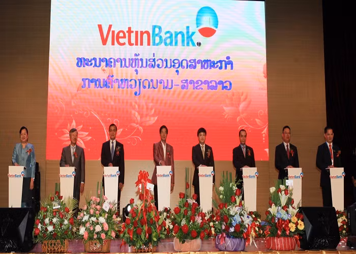 Loi nhuan Vietinbank dan dau he thong ngan hang