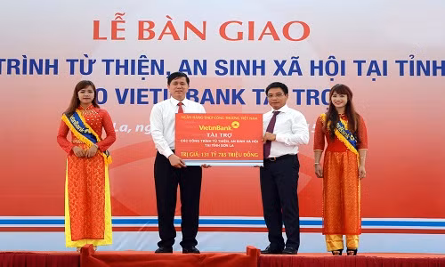 Loi nhuan Vietinbank dan dau he thong ngan hang-Hinh-2