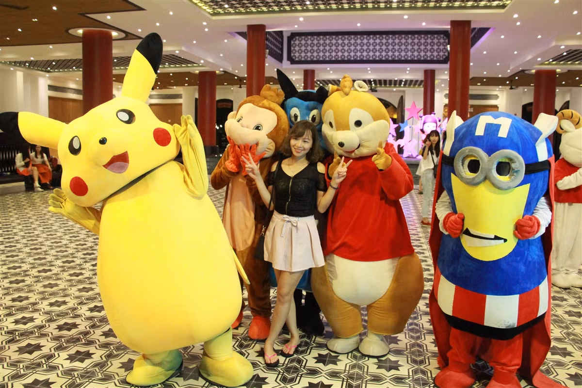 Du khach do ve Asia Park vui Le hoi den long-Hinh-6