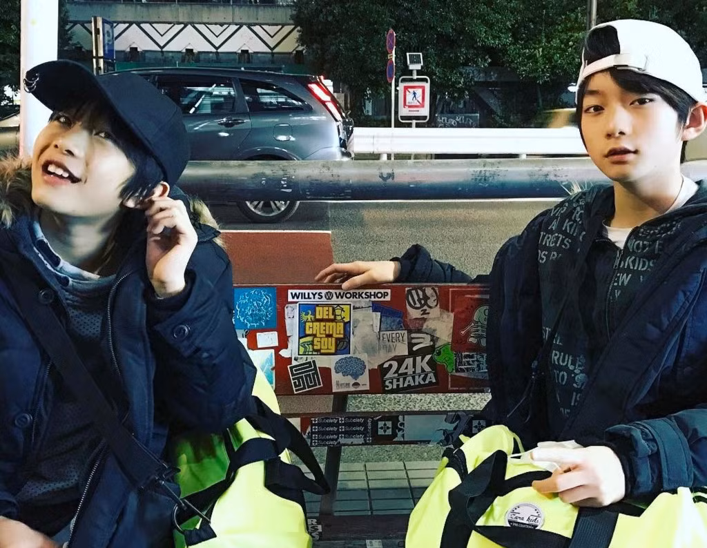 Sở hữu ngoại hình sáng cùng phong cách thời trang cá tính, hai anh em được biết đến như bộ đôi fashionista nhí.