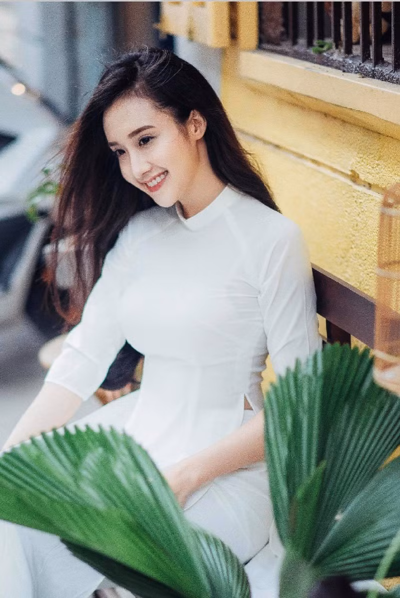 Dù ở góc chụp nào thì nụ cười ấy vẫn khiến cô ghi điểm mạnh trong mắt người xem.