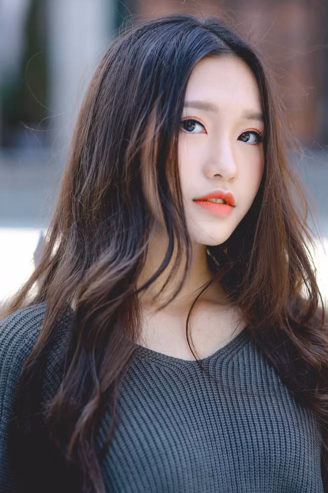 Cho rằng bản thân còn rất trẻ tuổi và non nớt, Hải My nhận định việc quan trọng nhất trước mắt của cô vẫn tập trung tối đa vào học tập. Được nhận xét là xinh đẹp như mỹ nhân, hot girl nhưng Hải My khẳng định vẫn chưa có ý định hoặc định hướng theo đuổi con đường nghệ thuật hoặc "lấn sân vào showbiz" như nhận xét của nhiều bạn trẻ.