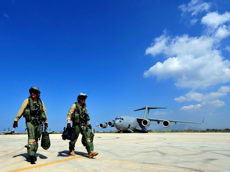 Mặc dù Mỹ đã rút lực lượng đặc nhiệm khỏi Thủ đô Tripoli của Lybia nhưng theo nhận định của nhiều chuyên gia quân sự thì nguyên nhân chính không phải là do họ ngại đối đầu binh lính người Nga.