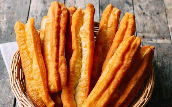 Những người bảo vệ ý kiến này cũng khẳng định, bỏ bữa sáng gây ung thư đến giờ chưa có tài liệu rõ ràng để khẳng định. Trái lại, thường xuyên ăn sáng kiểu dưới đây chắc chắn gây hại.