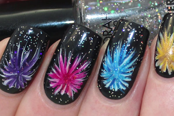 Bọ Cạp (24/10 – 22/11). Tính cách mạnh mẽ, Bọ Cạp thích hợp với những thứ mang cảm giác bùng nổ. Mẫu nail lấy cảm hứng từ pháo hoa thực sự không tồi.