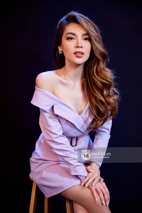 Được biết, Trân Đài chuyển giới từ năm 15 tuổi. Tân hoa hậu sở hữu chiều cao 1m71 cùng số đo ba vòng lý tưởng 90-61-92.