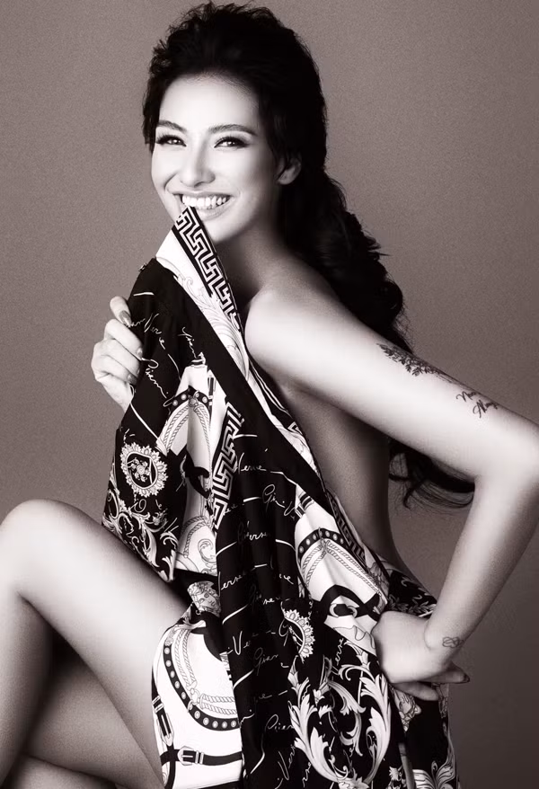 Sở hữu body cực phẩm là vậy, thế nhưng người đẹp lại khiến người quan tâm ngao ngán mỗi khi khoe ảnh.