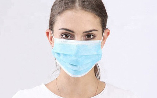 Nếu khẩu trang không ôm khít mặt, bạn cũng nên loại bỏ.