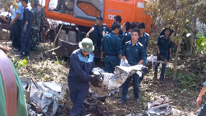 Sáng sớm 7/7/2014, một chiếc trực thăng Mi-171 thuộc Trung đoàn 916 đã gặp nạn tại thôn 11 xã Thạch Hòa, huyện Thạch Thất, Hà Nội khiến 20 cán bộ, chiến sĩ hi sinh. Duy nhất một chiến sĩ sống sót nhưng bị thương tích nặng nề. Nguồn ảnh: Báo Bình Phước