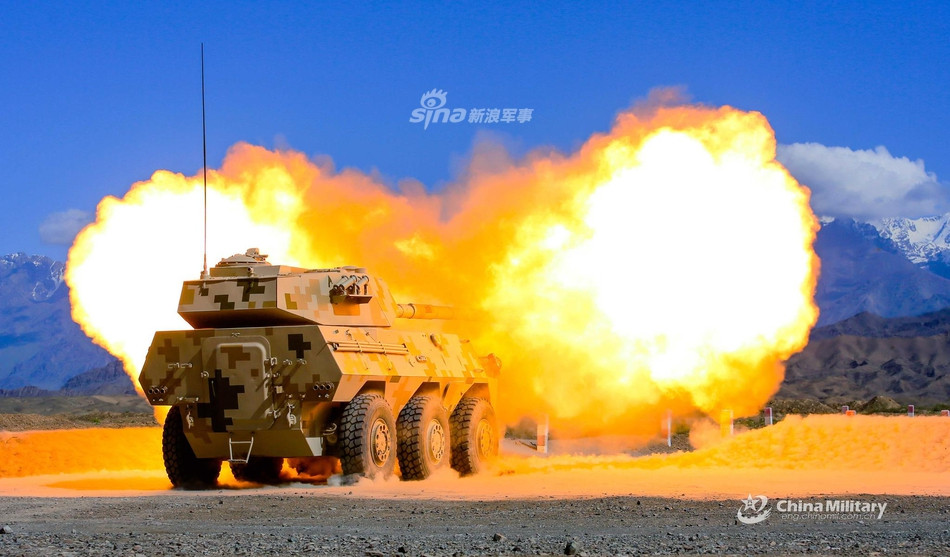 Mặc dù được mang mác "pháo tự hành chống tăng", tuy nhiên khẩu pháo tự hành này lại có hoả lực chính chỉ là khẩu pháo 100mm nòng trơn. Đây là khẩu pháo được Trung Quốc phát triển từ pháo kéo chống tăng Type 86 từng phục vụ phổ biến trong biên chế quân đội nước này. Nguồn ảnh: Sina.