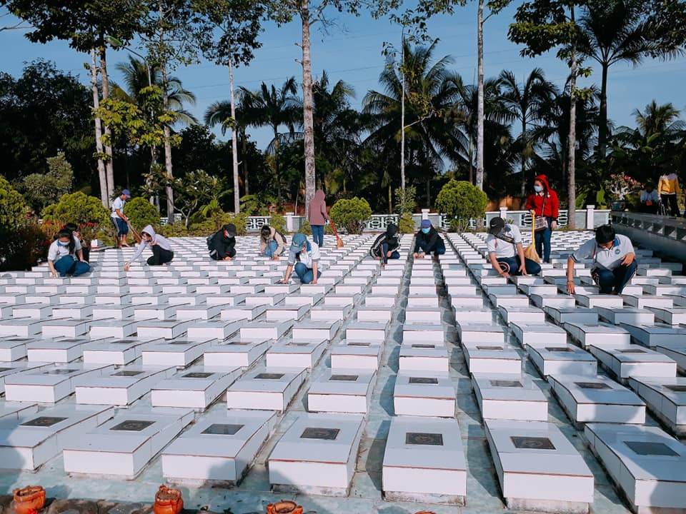 Cũng kể từ đó, hàng năm vào ngày 27/7 Chủ tịch Hồ Chí Minh đều gửi thu hỏi thăm các gia đình thương binh liệt sĩ. Tuy nhiên phải mãi tới sau khi Kháng chiến 9 năm kết thúc, ngày 27 tháng 7 mới được đổi thành ngày thương binh liệt sĩ. Nguồn ảnh: VOV.
