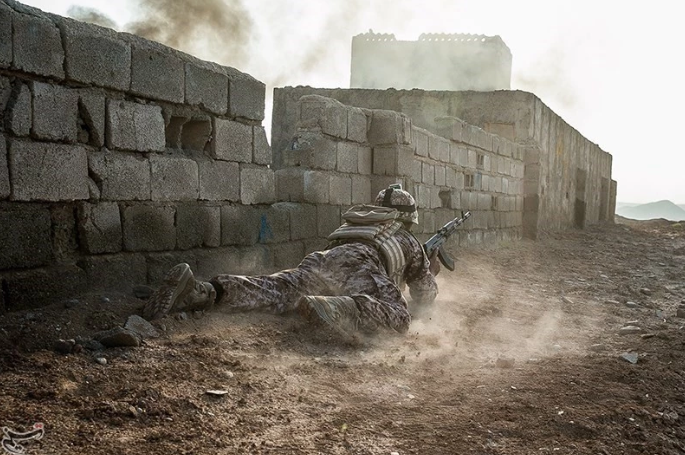 AK-103 vẫn sử dụng chung cỡ đạn với AK-74 đó là loại 7,62x39mm. Khẩu súng này có cơ chế bắn tương tự như những đời AK trước đây nhưng tốc độ bắn tối đa lại giảm xuống chỉ còn 600 viên mỗi phút. Nguồn ảnh: QQ.