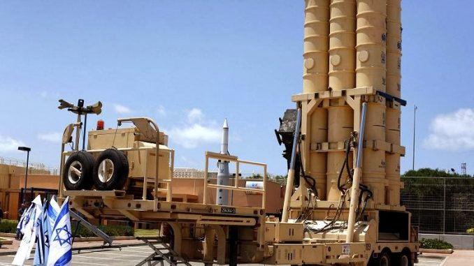 Đây được xem là một chiến thuật ngoại giao cực kỳ khéo léo, biến Israel thành một ẩn số mà bất cứ quốc gia nào nếu muốn xoá sổ Israel trên bản đồ thế giới đều phải cân nhắc thật kỹ lưỡng hoặc ít nhất cũng suy xét việc không nên dây vào với... hổ. Nguồn ảnh: Thearchive.