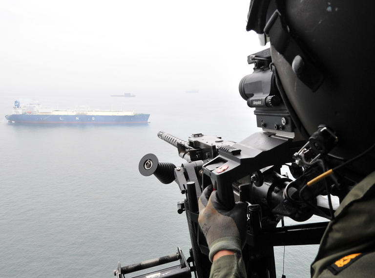 Trước căng thẳng ở eo biển Hormuz, Hàn Quốc đã quyết định góp quân nhằm giúp Mỹ ổn định lại vùng biển có quá nhiều giá trị kinh tế này và giúp tăng vị thế của Hàn Quốc trên trường quốc tế. Nguồn ảnh: Chosul.