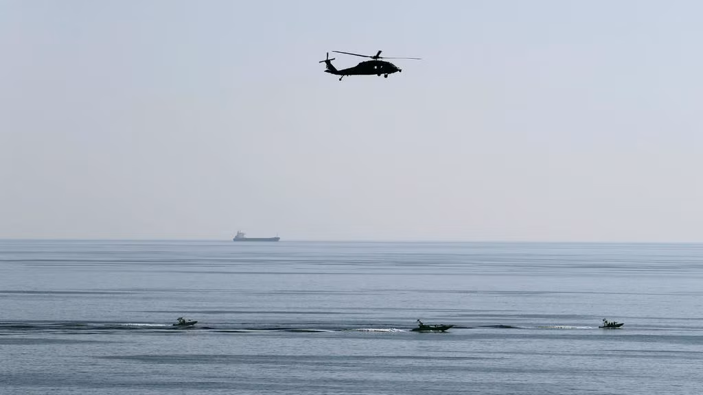 Tất cả các sự cố kể trên xảy ra chỉ trong vòng một tháng trở lại đây, biến vùng biển Hormuz trở thành điểm nóng căng thẳng nhất trên biển ở thời điểm hiện tại, có thể xảy ra xung đột vũ trang bất cứ lúc nào nếu các bên liên quan không chịu bình tĩnh lại. Nguồn ảnh: BI.