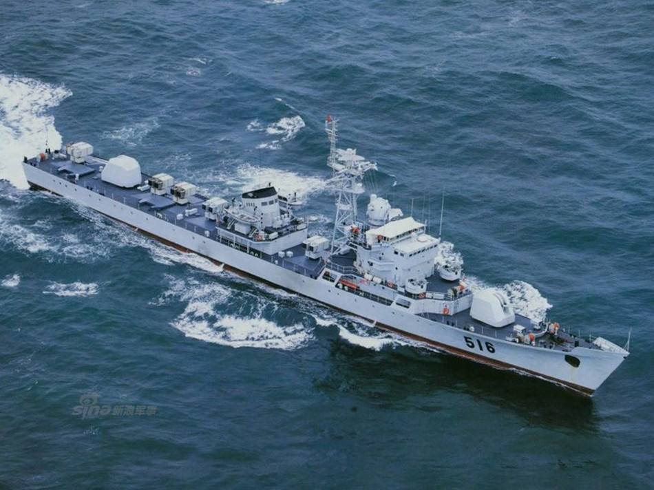 Vì yêu cầu của Hải quân Trung Quốc, tàu Cửu Giang sau này đã được cải biên và trở thành tàu hỗ trợ hoả lực. Tính tới thời điểm Cửu Giang được cho "về hưu", nó là tàu hỗ trợ hoả lực cuối cùng còn hoạt động trong lực lượng hải quân nước này. Nguồn ảnh: Sina.