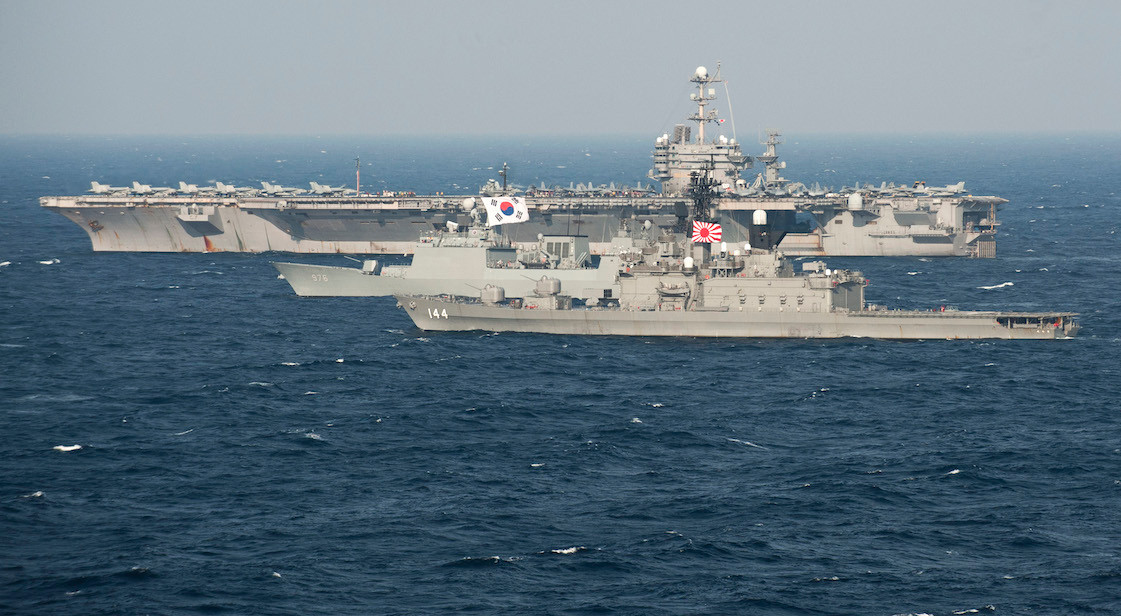 Nếu Mỹ tiến hành một chiến dịch quân sự tổng lực tấn công vào Iran và Hàn Quốc nối gót theo sau, chắc chắn Seoul sẽ thu được một món lợi kinh tế khổng lồ từ quốc gia này sau khi chiến cuộc kết thúc. Đây sẽ là một cú hích cực lớn cho nền kinh tế đang có phần chững lại của quốc gia này trong bối cảnh chiến tranh thương mại nảy lửa đang xảy ra quanh bờ Tây biển Thái Bình Dương. Nguồn ảnh: QQ.