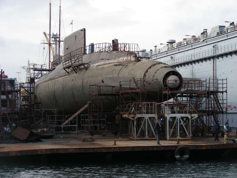 Bên cạnh đó, ngoài điểm yếu về mặt kỹ thuật cũng như giá thành, động cơ đẩy kiểu này hiện vẫn chưa được phổ biến do nó có rất nhiều trở ngại về mặt vận hành. Ví dụ như các loại động cơ phun nước áp lực sẽ đưa phương tiện di chuyển với tốc độ cao hơn so với thông thường nhưng bù lại các động cơ này lại hoạt động không hiệu quả ở tốc độ thấp. Nguồn ảnh: QQ.