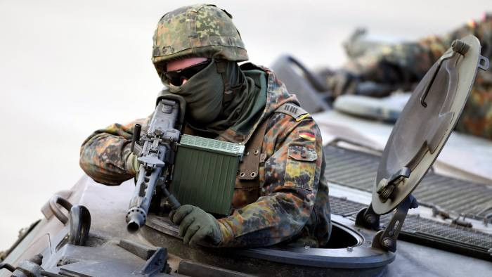 Việc cắt giảm ngân sách quốc phòng sẽ tiết kiệm được một khoản cực kỳ lớn cho ngân sách của Đức và số tiền thừa đó sẽ được Berlin sử dụng vào mục đích khác nhằm "đạt được các kỳ vọng và mục tiêu quốc gia trong tương lai". Nguồn ảnh: Kappeler.