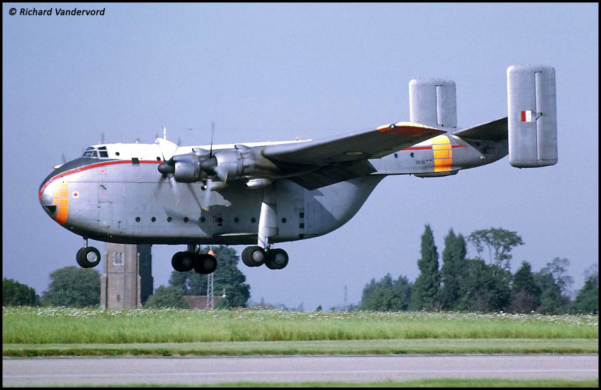 Thiết kế của Beverly bị lỗi ngay từ trên giấy, nhưng phải tới khi chiếc máy bay này đi vào hoạt động người ta mới nhận ra lỗi lầm sơ đẳng này đó là thiết kế của Beverly khiến nó bị mất cân bằng khi chở theo kiện hàng quá nặng. Nguồn ảnh: Warhistory.