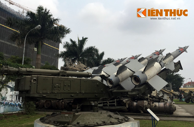 Trong những dòng bình luận trên trang Sina của Trung Quốc, cư dân mạng nước này khẳng định khi mà những máy bay tiêm kích cổ lỗ như J-7 và J-8 vẫn còn được sử dụng thì S-125 hoàn toàn là một lựa chọn rẻ tiền và cực kỳ hiệu quả.