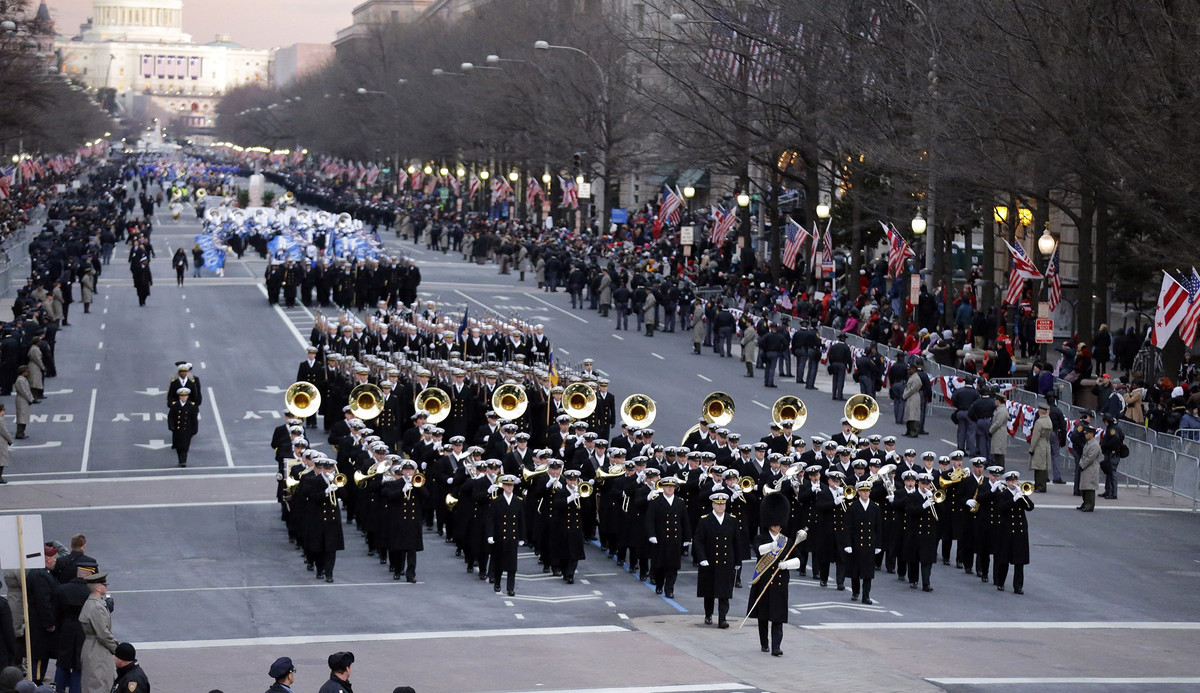 Hàng năm, cuộc diễu binh của Mỹ mừng Ngày Độc Lập chỉ bao gồm pháo hoa và dàn quân nhạc. Nguồn ảnh: BI.