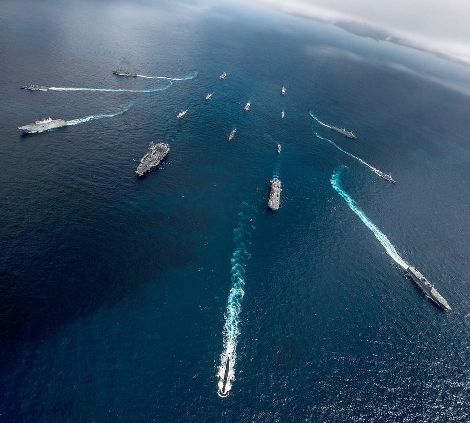 Cuộc tập trận có khoa mục quan trọng nhất đó là phản ứng nhanh trước các biến đổi của tình hình chính trị khu vực. Tham gia cuộc tập trận này, Không quân Mỹ và Không quân Thuỷ quân Lục chiến có cử các máy bay vận tải hạng nặng MC-130 tham dự. Nguồn ảnh: Sina.