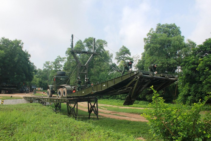 Bộ tư lệnh Công binh mang đến hội thao lực lượng được tập huấn, bồi dưỡng, huấn luyện kỹ càng, thể hiện trình độ chuyên môn cao cùng sự sáng tạo trong thực hành các đề mục theo yêu cầu của ban tổ chức.