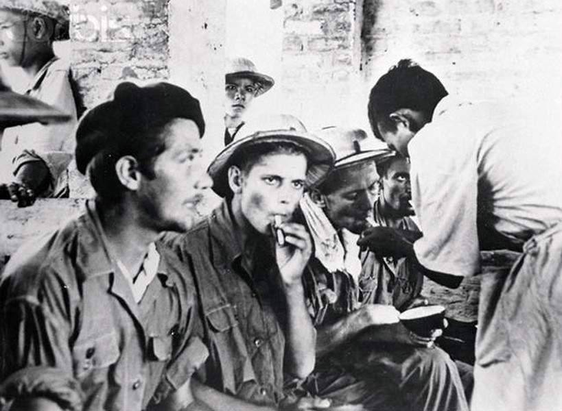 Thậm chí, bản thân quân đội Sài Gòn cũng... trồng và bảo kê các hoạt động buôn lậu cần sa, ma tuý để phục vụ cho binh lính Mỹ. Việc ma tuý và các chất gây nghiện khác có giá rẻ mạt được "phổ cập" tại miền Nam Việt Nam đã khiến nhiều lính Mỹ không thể tránh được khỏi cám dỗ trước mắt. Nguồn ảnh: Arcgis.