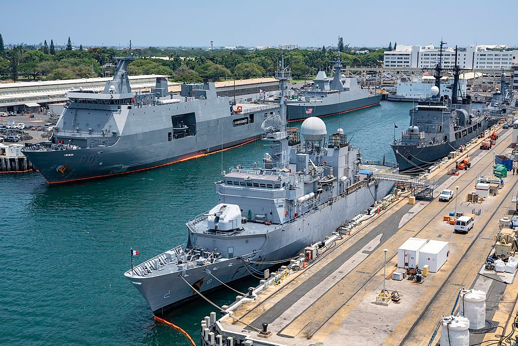 Hải quân Philippines dự kiến sẽ đóng tổng cộng 5 tàu vận tải đổ bộ loại này, trong đó có một tàu dự kiến sẽ được cải biên thành tàu bệnh viện. Nguồn ảnh: Sina.