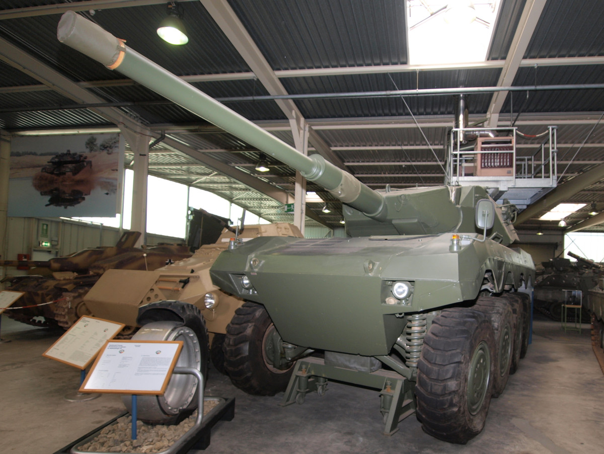 Hiện tại nguyên mẫu duy nhất của Radpanzer 90 đang được trưng bày tại Bộ sưu tập Công nghệ Quốc phòng được đặt tại Koblenz, Đức. Nguồn ảnh: TDYQ.