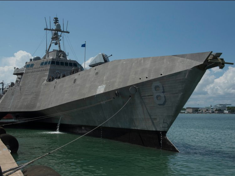 Các tàu chiến đấu ven bờ lại được đặt theo tên của những thành phố của Mỹ, trừ tàu USS Independence - được đặt tên theo lớp Independence và có nghĩa là "Độc Lập". Nguồn ảnh: BI.