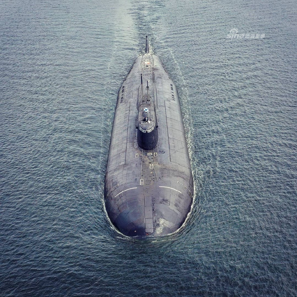 Loại tàu ngầm mang tên lửa hành trình này đa được Liên Xô đóng mới từ những năm 70 của thế kỷ trước và bắt đầu được gia nhập biên chế suốt từ năm 1980 tới tận ngày nay. Nguồn ảnh: Sina.