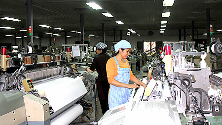 Nhà máy liên hợp dệt Nam Định từng biết đến là biểu tượng tự hào một thời của thành phố Nam Định, thậm chí có thời kỳ thành phố Nam Định được mệnh danh là thành phố Dệt lớn lừng lẫy trong và ngoài nước. Đây là nơi tạo công ăn việc làm cho biết bao thế hệ ở tỉnh Nam Định và các tỉnh lân cận.