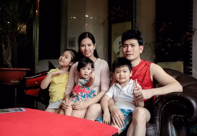 Quach Thanh Danh khoe mo hinh VAC trong biet thu 20 ty dong