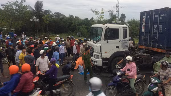 De xuat thu hoi vinh vien bang lai tai xe gay tai nan nghiem trong-Hinh-2