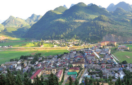 Xuat hien dong dat gan bien gioi Viet Nam - Trung Quoc